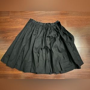 *SOLD!!* NWOT! PRADA Skirt ✨